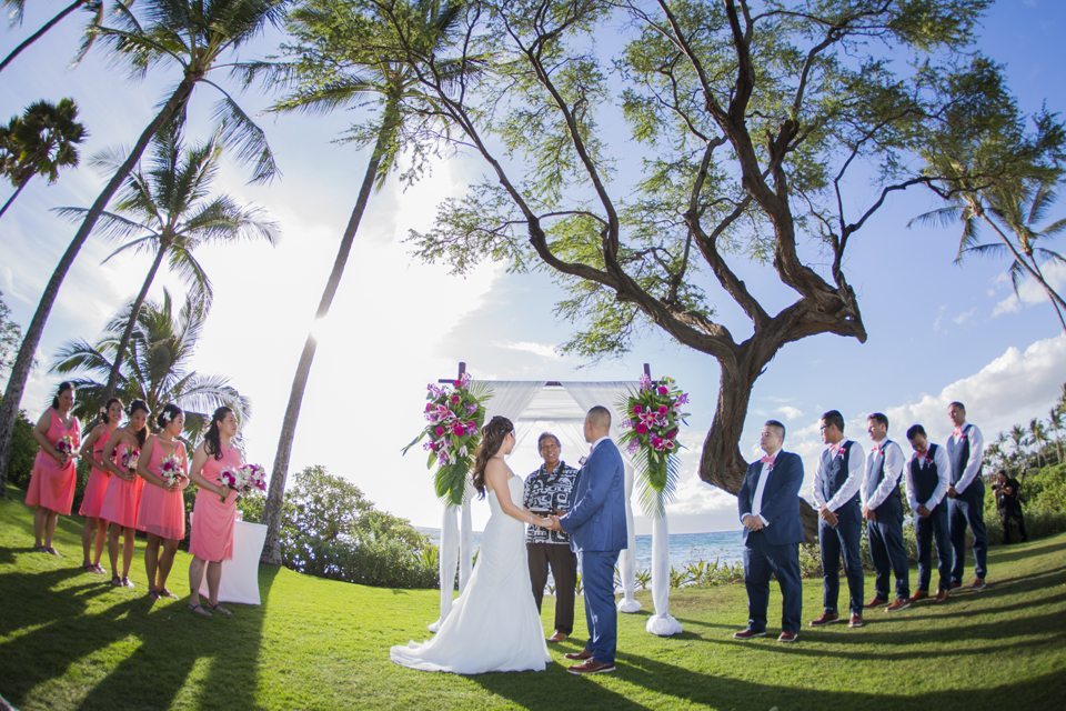 Maui Wedding photographer 23.jpg