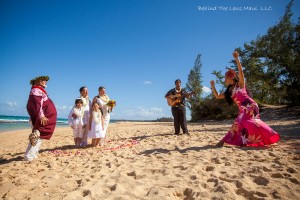Hawaiian wedding, maui photographer, maui wedding photography, maui beach wedding, hula dancer